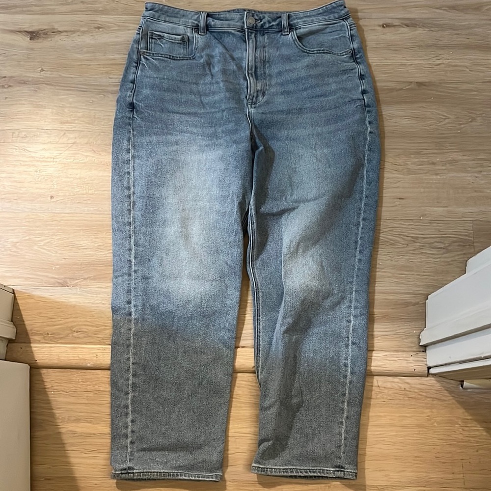 Mom Jeans